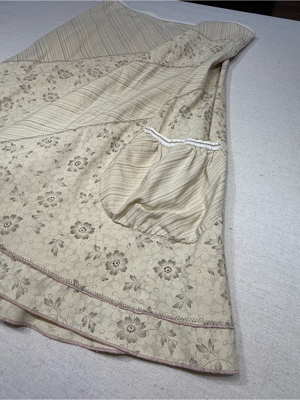 Tiny - Patchwork Floral & Stripe A-Line Skirt - Size Medium Petite - Picture 2 of 11
